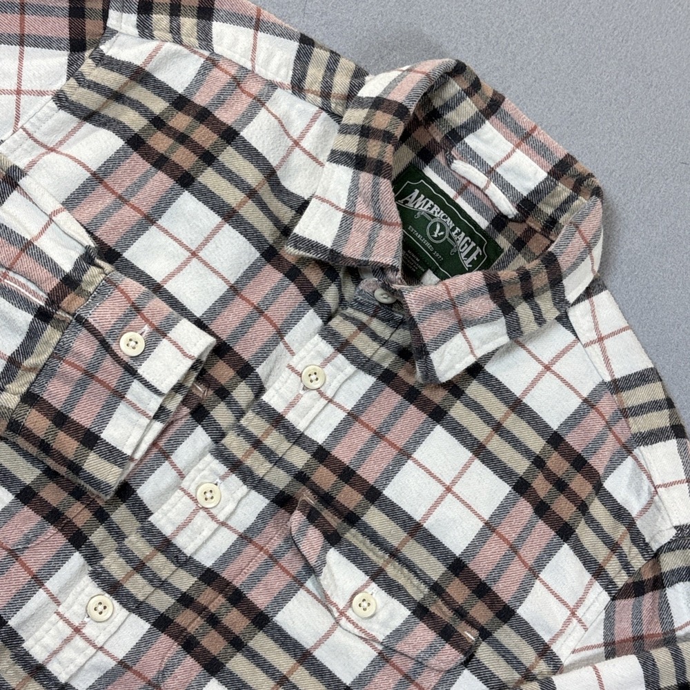 AMERICAN EAGLE Shirt Men's Medium Plaid Flannel Button Long Sleeve‎